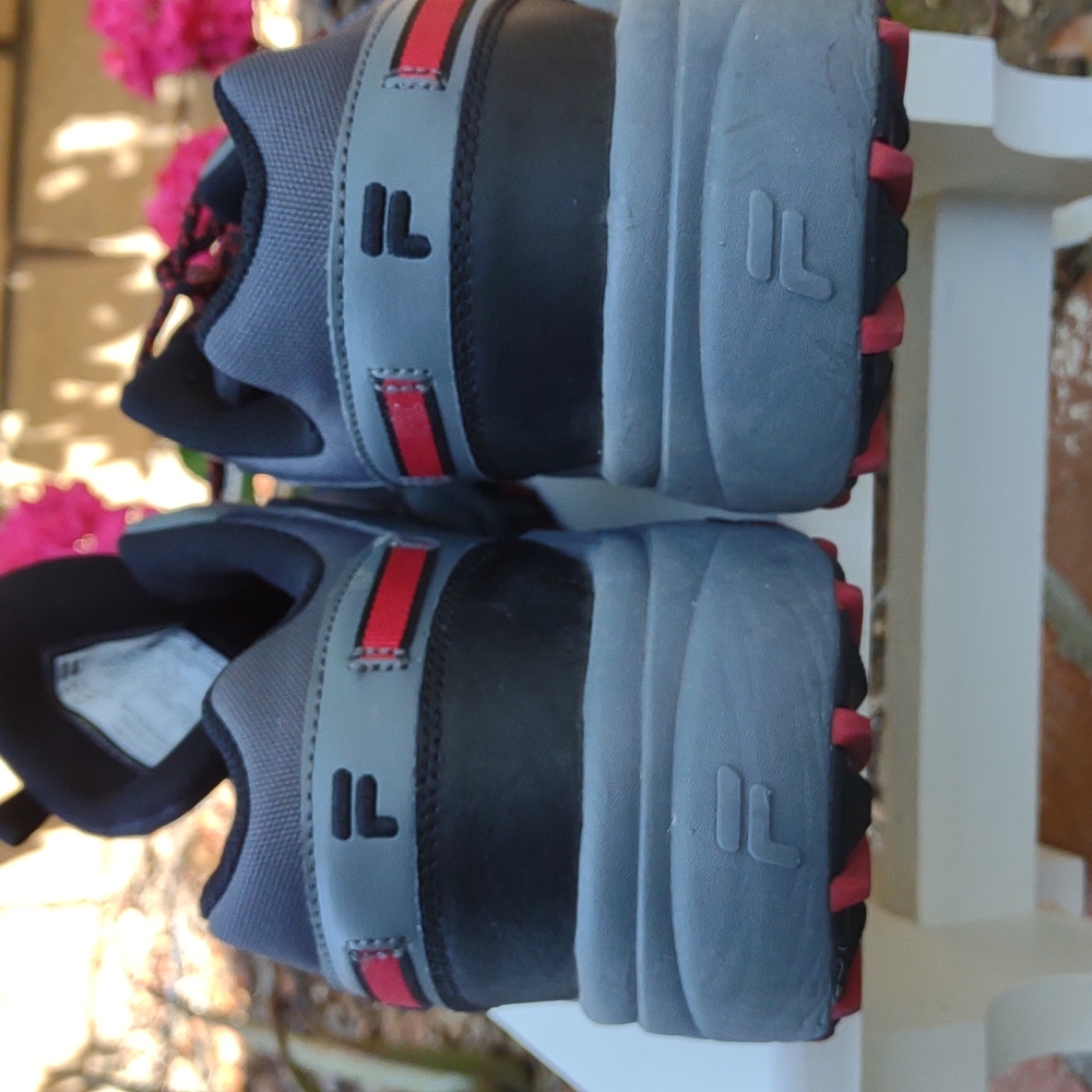 Fila Sneakers Gray and Black 13 - Picture 3 of 10